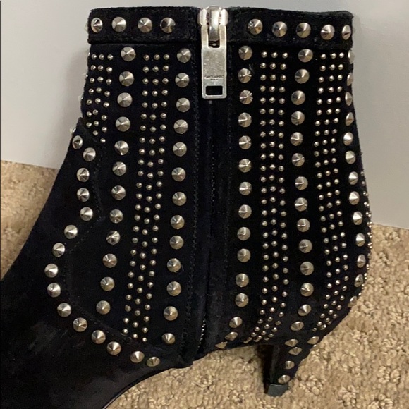 Sexy Saint Laurent studded black ankle boots - Picture 8 of 9